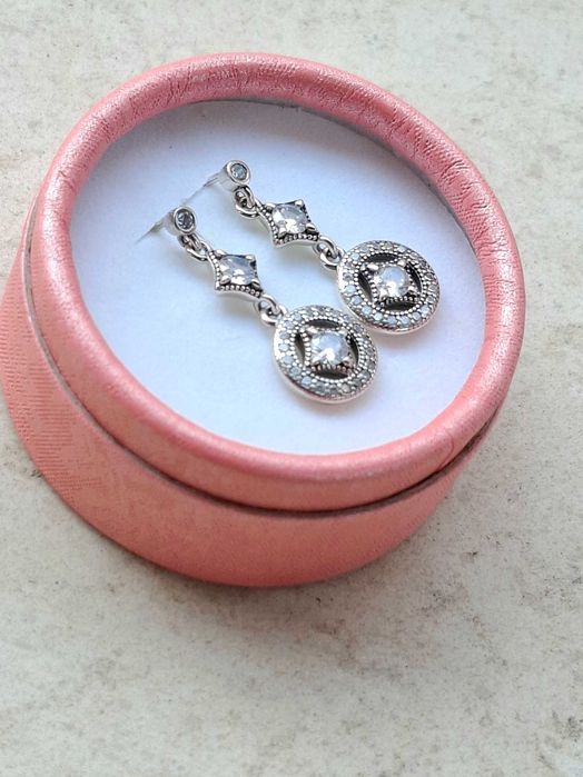 Србърни обици с цирконии