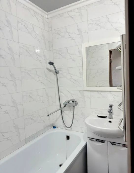 продам 4-х ком. дет.мир 5-этаж