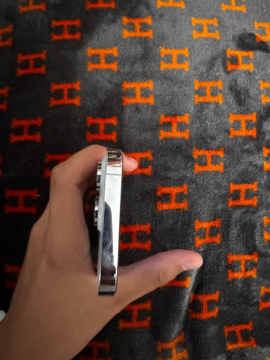 iphone 14 tinniq ideal