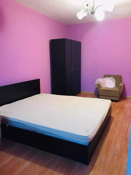 Дава се под наем Двустаен апартамент в Бургас, Славейков - 60 кв.м за 170 € - Снимка #2