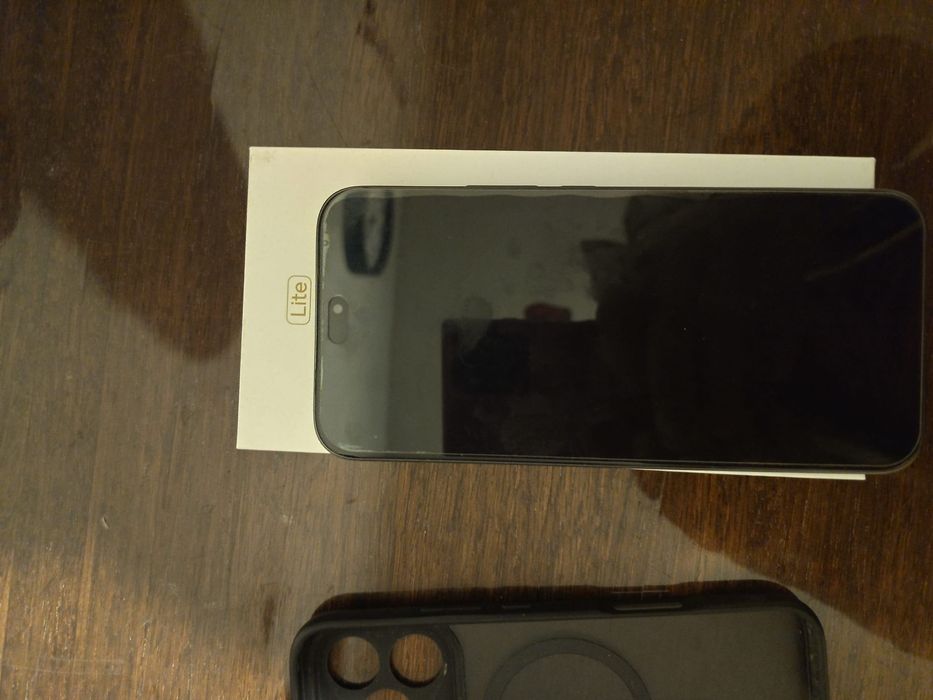 Продавам като нов Honor 400 lite