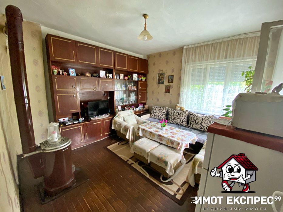 Продава се Къща в с. Златовръх, Област Пловдив - 77 кв.м за 662 €/кв.м - Снимка #11