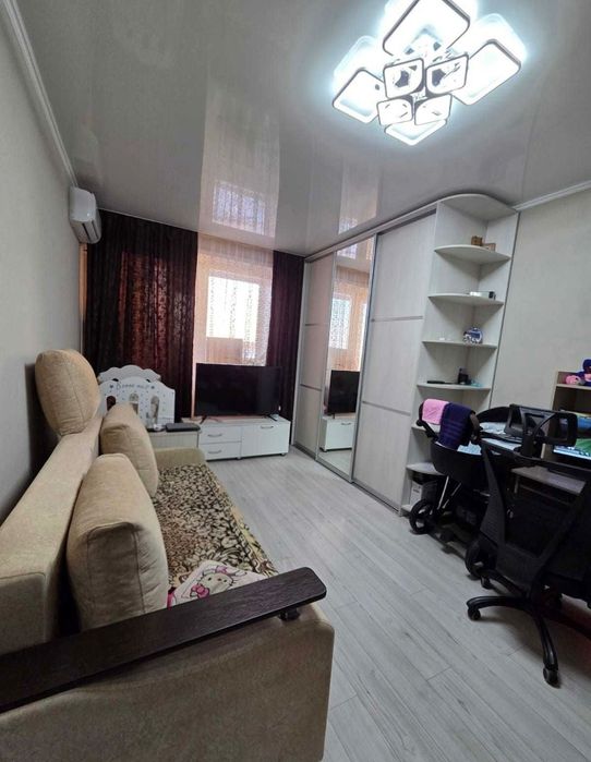 Продам 1 ком кв район бензострой