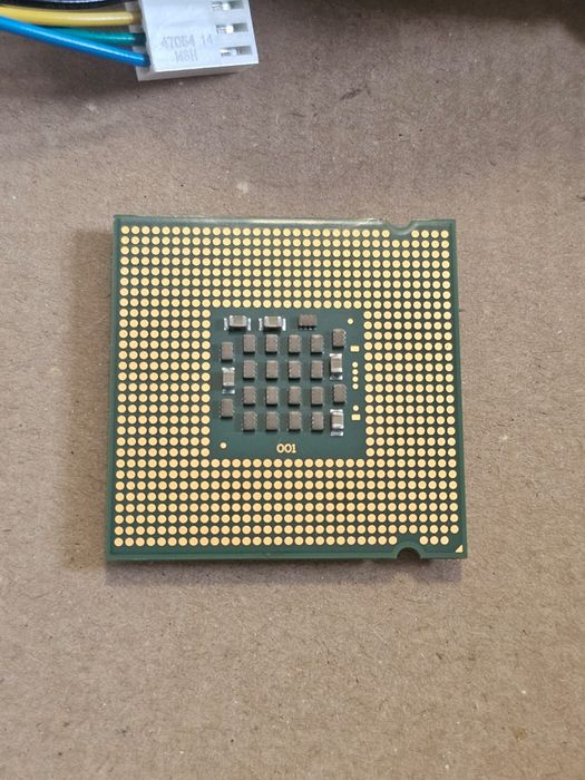 Intel Pentium 4 630SL7Z9