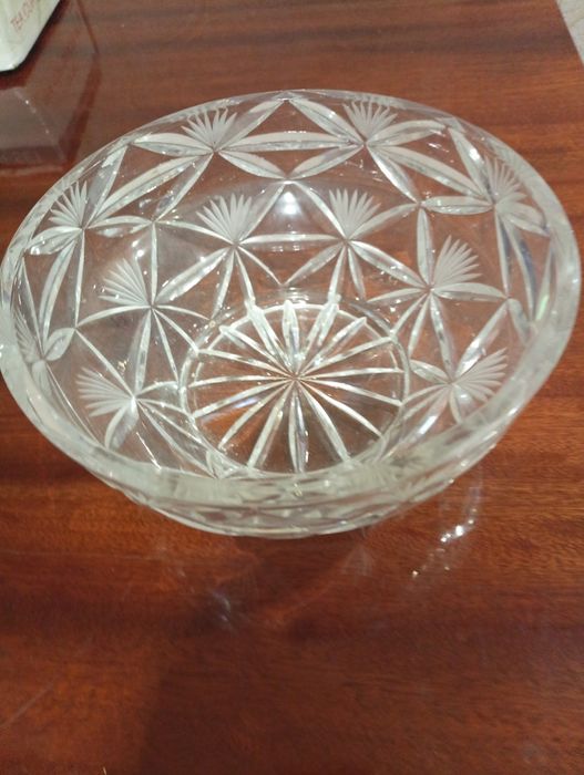 Ваза хрустальная