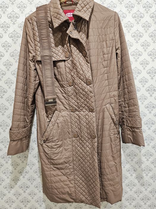 Продам женский плащ