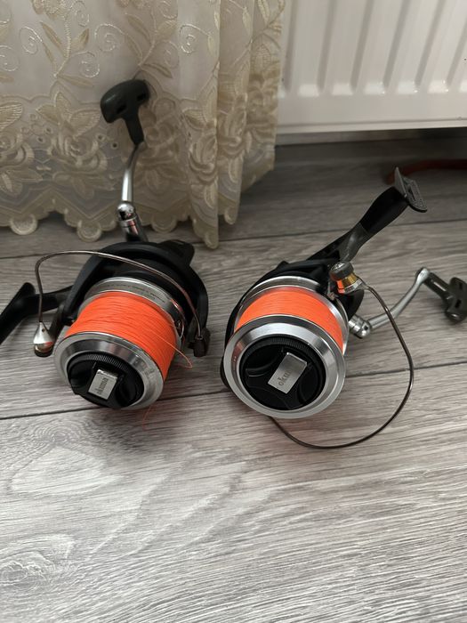 2 mulinete okuma Dci 80 impecabile