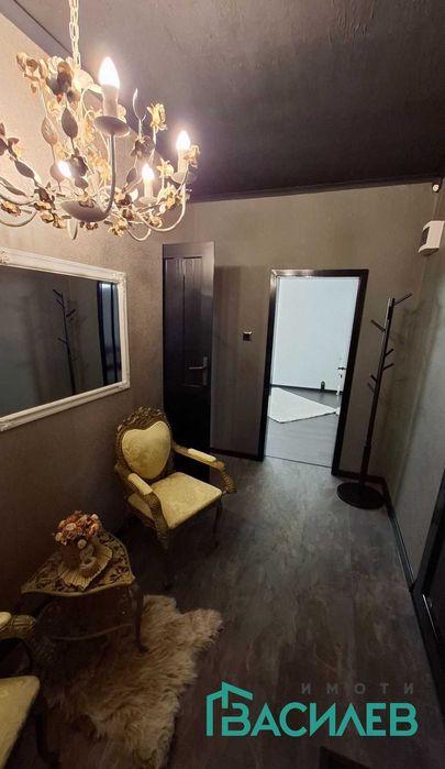 Продава се Тристаен апартамент в София, Център - 75 кв.м за 1428 €/кв.м - Снимка #6