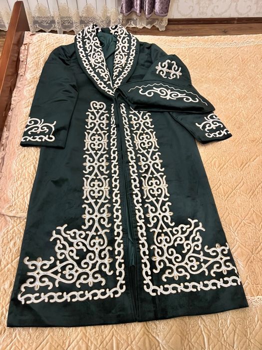 Продам новые камзолы