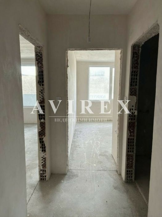 ОФЕРТА 42154 Двустаен апартамент в кв. Тракия, зад Томов Плаза.