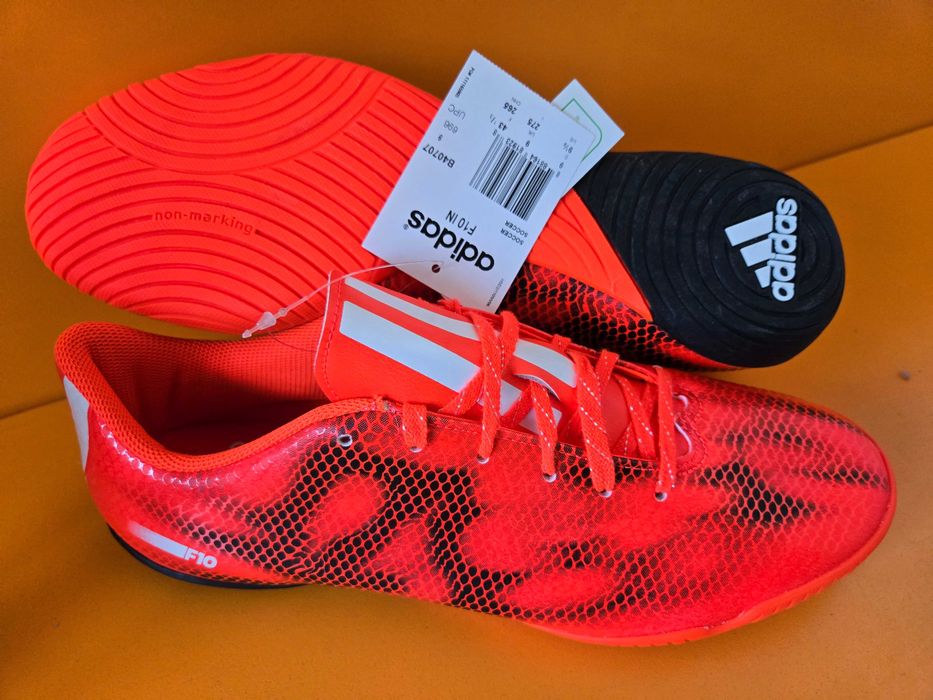 ADIDAS F10 IN indoor мъжки обувки нови с етикет за зала 45 1/3