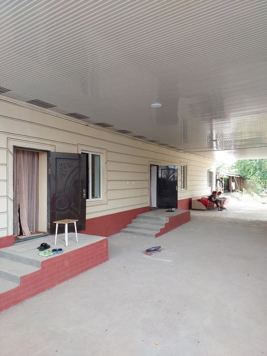 Продаётся дом с ремонтом Ташкентский облст блс роион Абайе