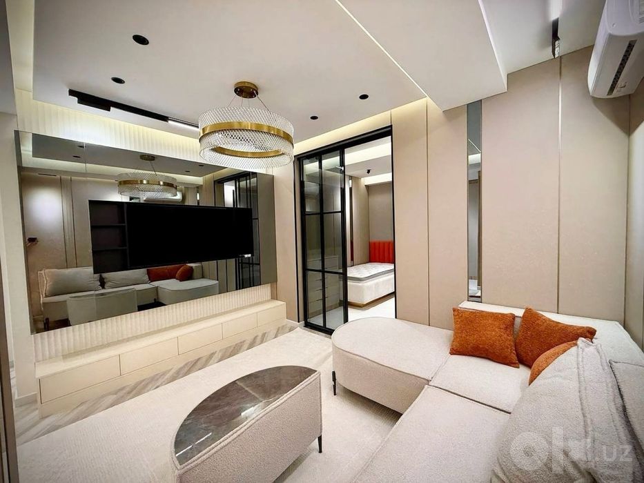 4 х комнатная в ЖК " Parkent Plaza " . Новый , качественный ремонт