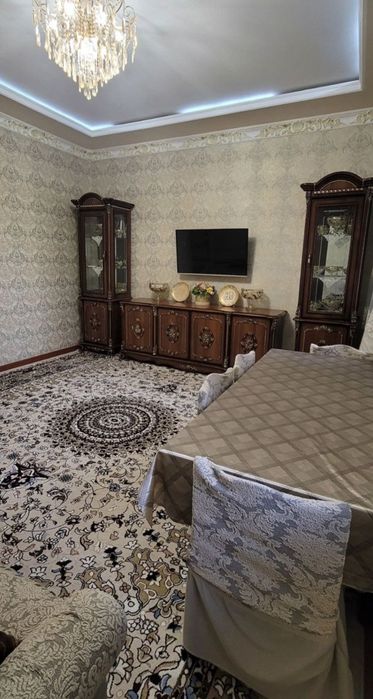 Яккасарайский район Высокопотолочная Евроремонт 79м² 3х комнатная