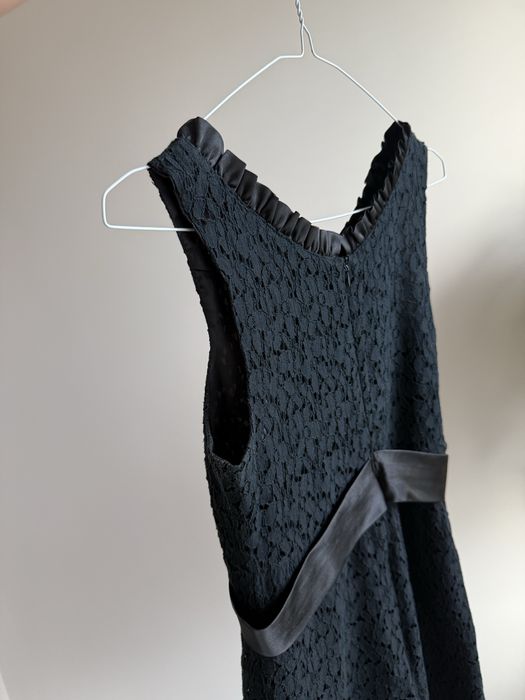 Тъмносиня дантелена рокля - размер S