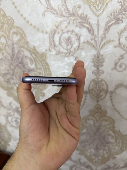 Продам Айфон 11/256G