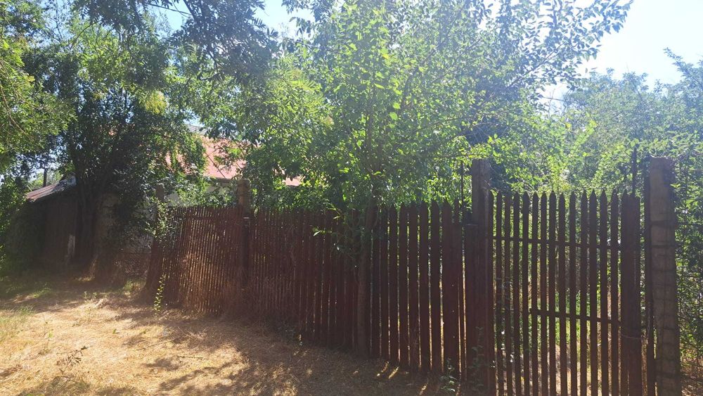Vanzare teren intravilan