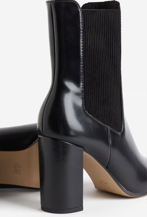 Дамски боти тип челси н. 39