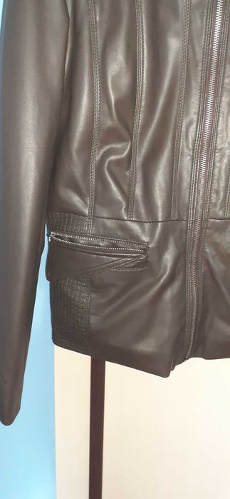 Спортно- елегантно кожено яке