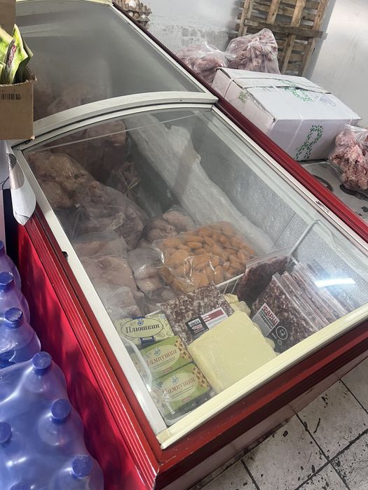 Продам витринные морозильные холодильники
