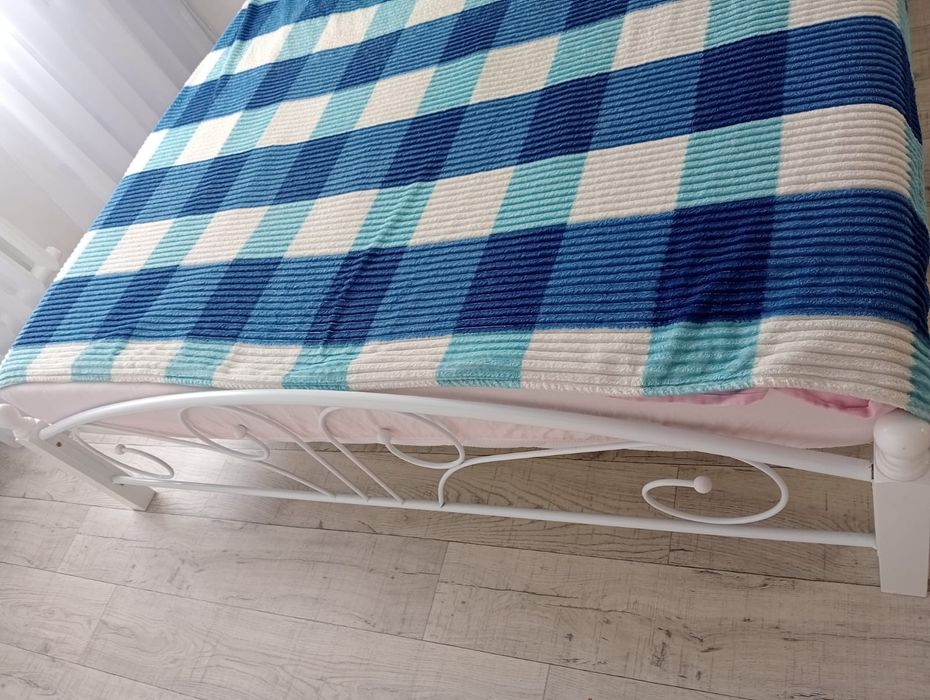 Кровать металлическая