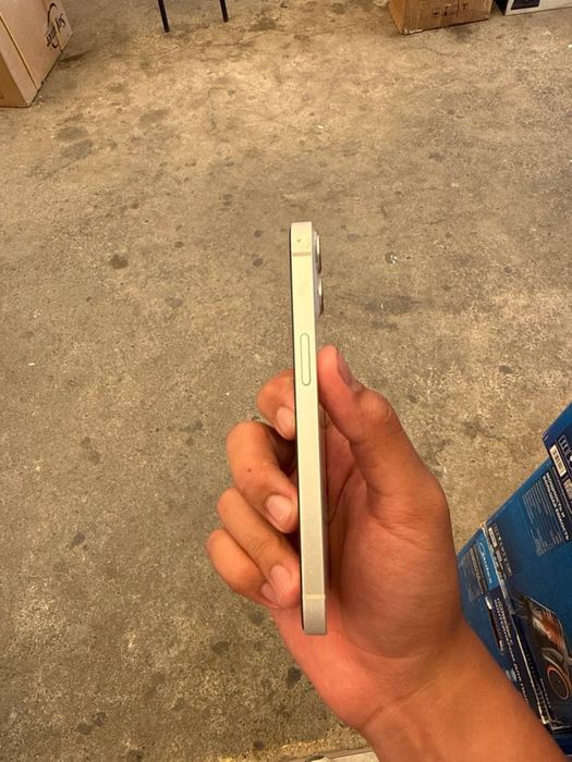 Iphone 13.