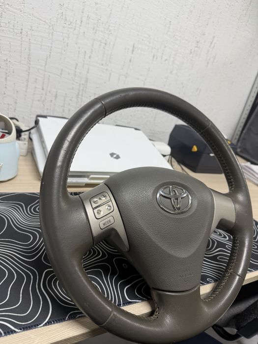 Руль в сборе Toyota Corolla