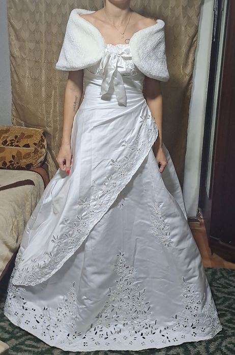 Продам свадебное платье