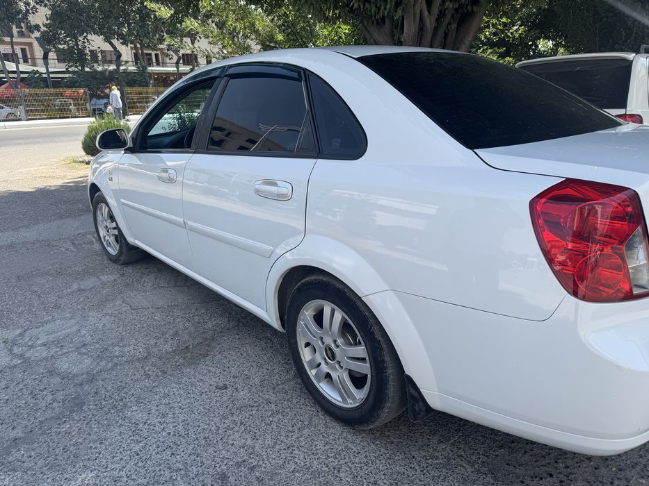 Лассетти 2010 йил