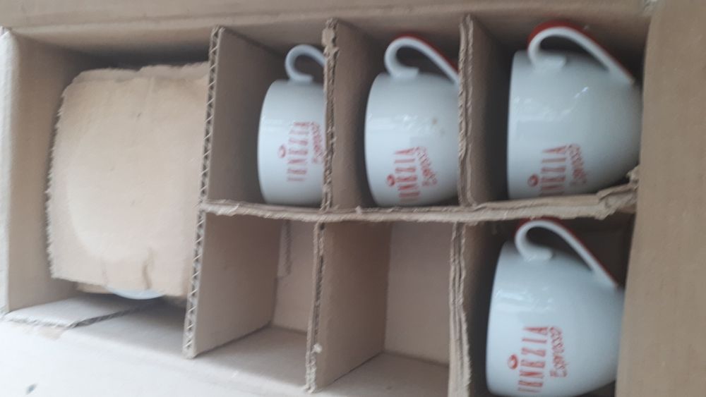 Порцеланов сервиз за кафе-Нов-6 бр