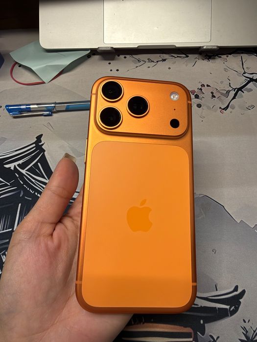 iPhone 17 pro 512 nani sim оранжевый