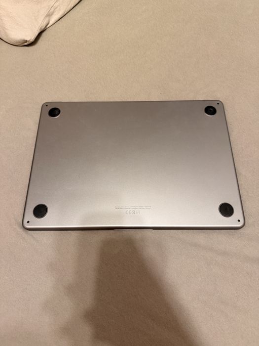 Macbook air 2024