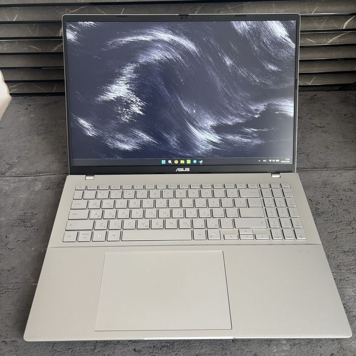Продам Asus Vivobook S16