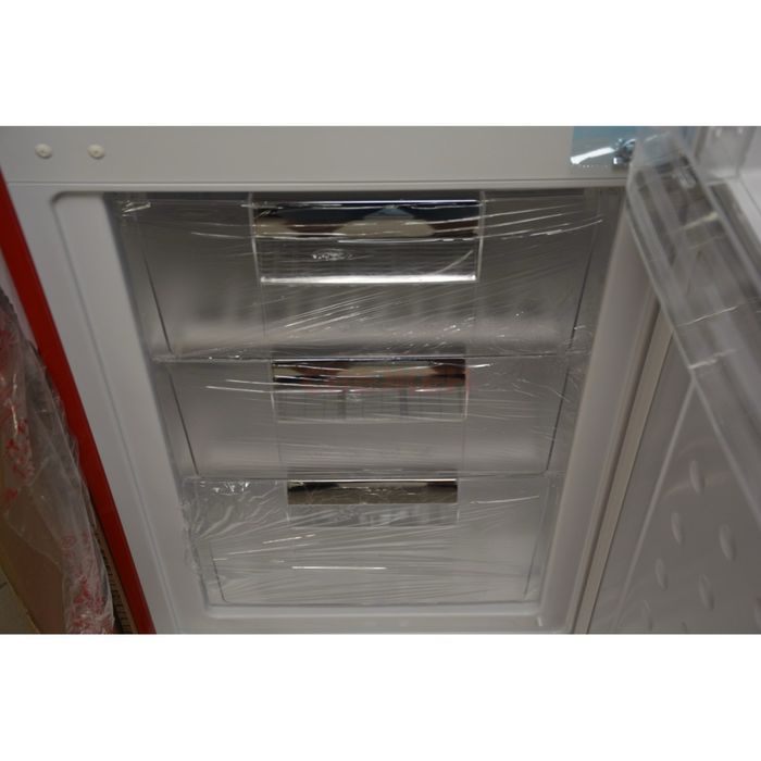 Ретро хладилник WOLKENSTEIN WKG265RT FR