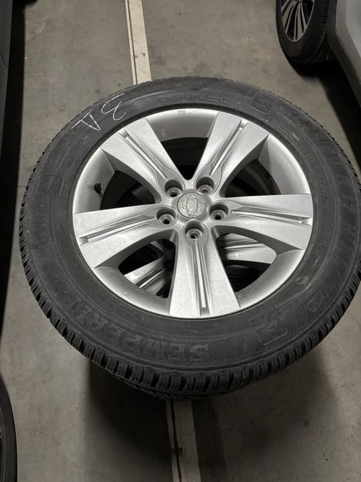 Зимни гуми Semperit 225/60/17