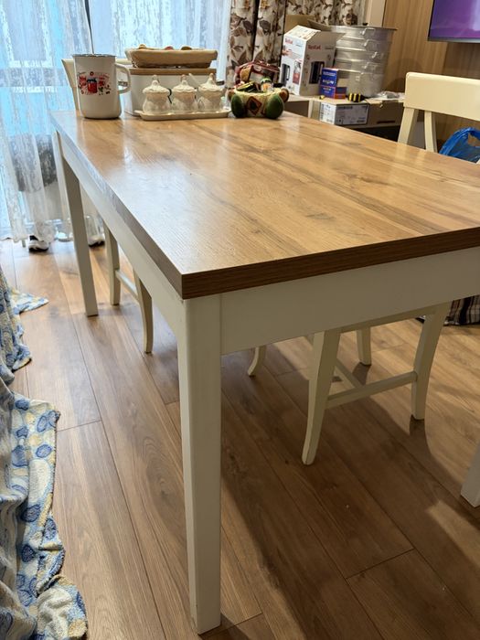 Продам стол кухонный