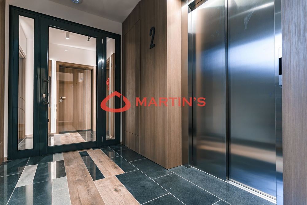 Дава се под наем Тристаен апартамент в София, Витоша - 120 кв.м за 800 € - Снимка #11