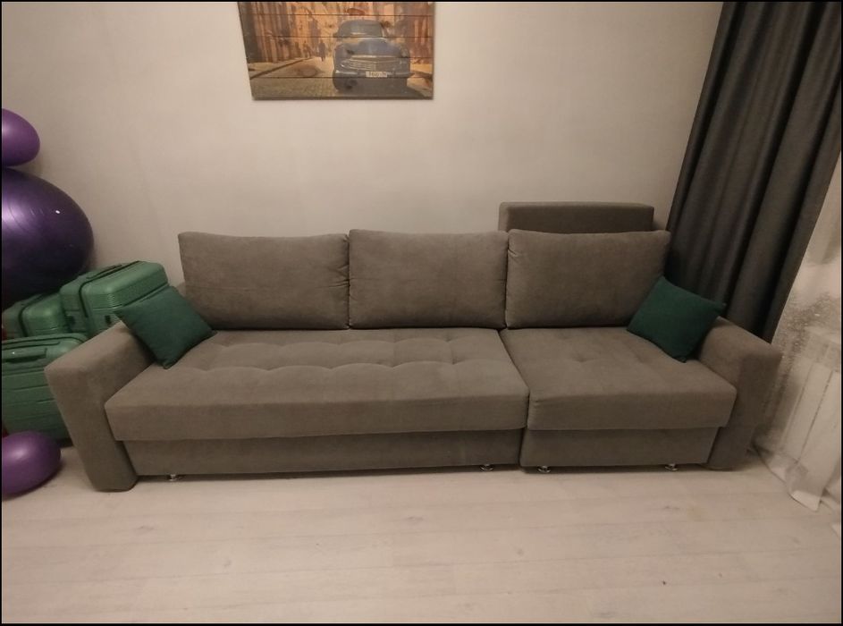 Срочно продам диван