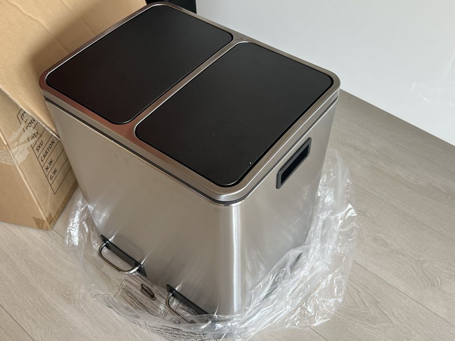 Кош за рециклиране