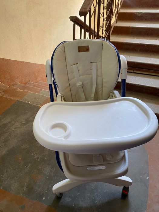 Продаётся детский стульчик для кормления