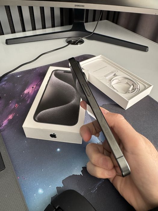 Iphone 15 Pro / 256 GB  / Baterie 86 %