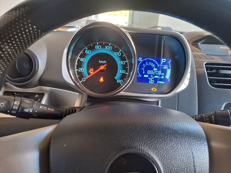 Spark sotiladi. 2022 yil