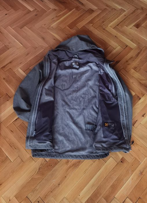 Оригинално мъжко туристическо яке Jack Wolfskin размер М