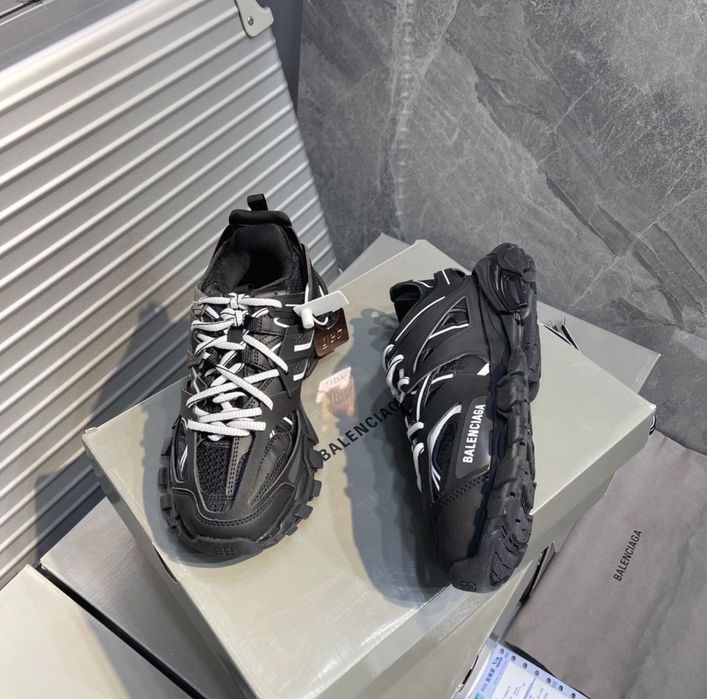 Balenciaga Track
