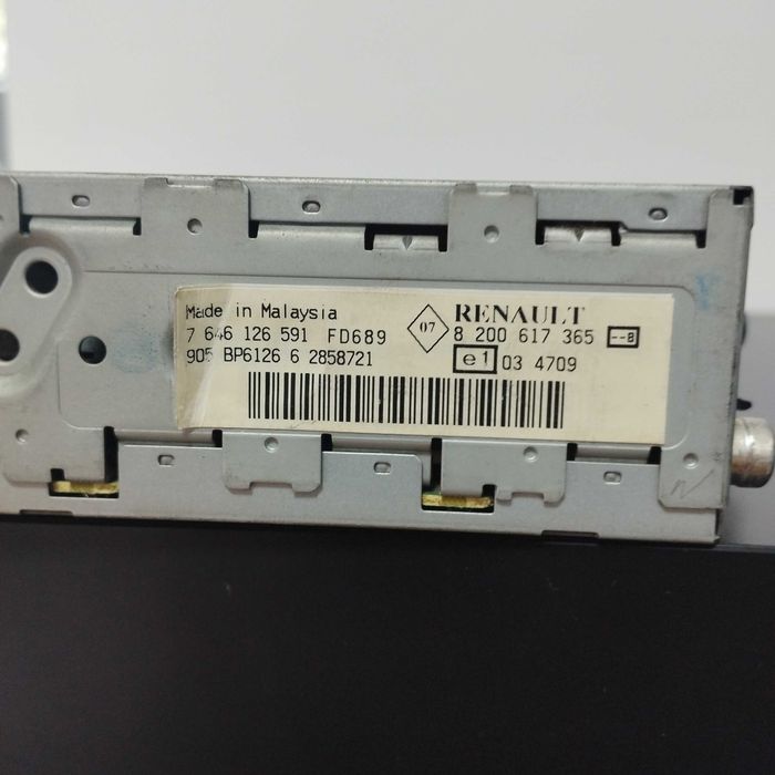 Vând radio CD - BLAUPUNKT