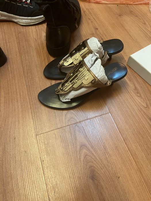 Продам туфли босоножки за 5000