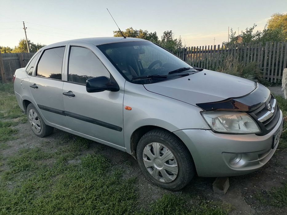 Продам автомобиль Лада Гранта