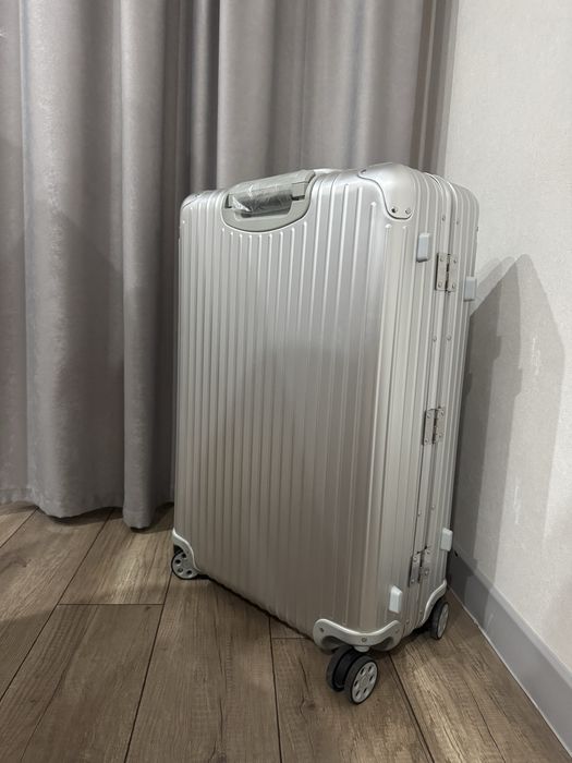 Чемодан новый Rimowa