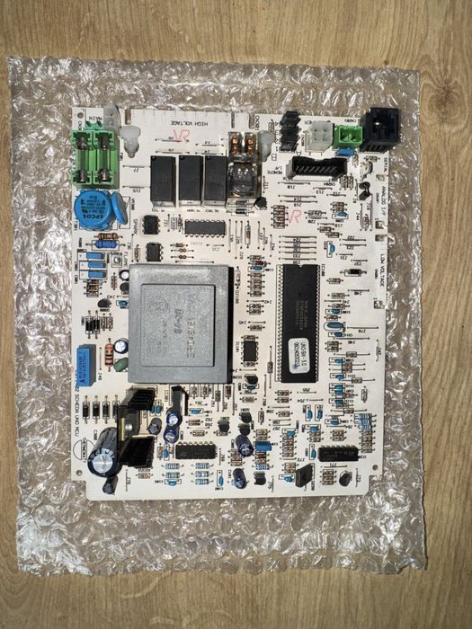 Placa de baza centrala ariston uno