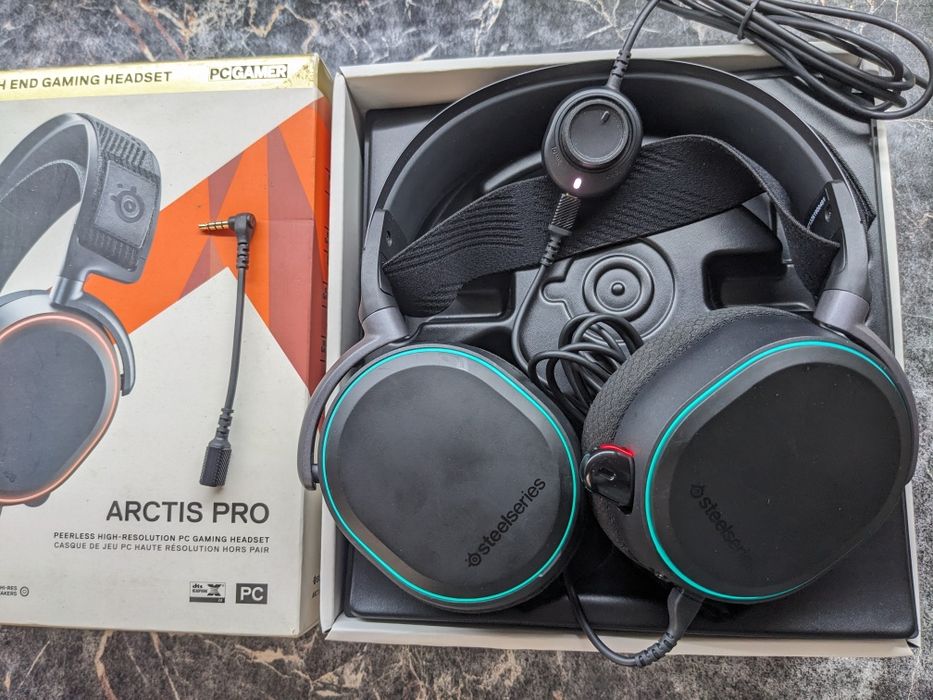 Steelseries Arctis Pro наушники